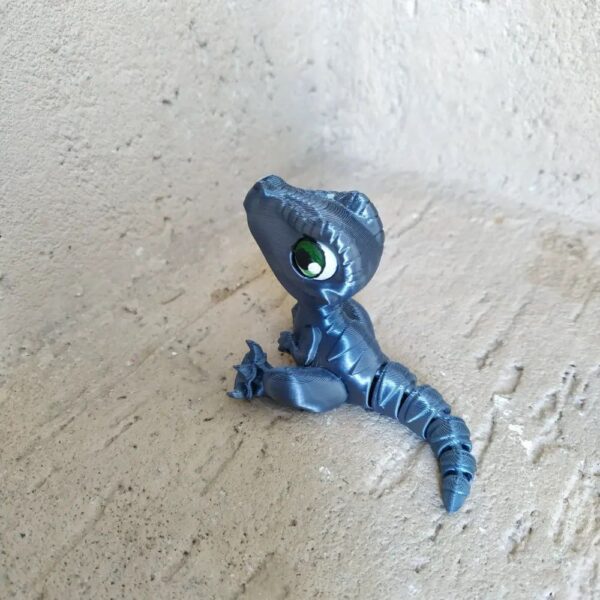 Articulated Baby Velociraptor – 3MF + STL | Print-in-Place Dinosaur Toy | 3D Printable Dinosaur Model - Image 2
