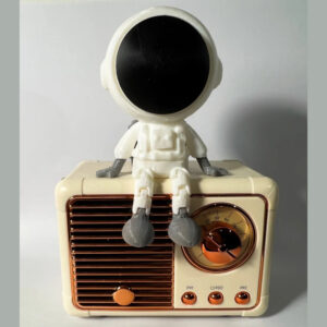 Articulated Astronaut STL – Flexi-Leg Space Explorer | 3D Printable Poseable Figure
