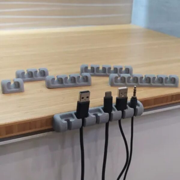 Universal Cable Holder – One-Part Desk & Wall Clip | Versatile 3D-Printed Cable Management Solution - Image 2