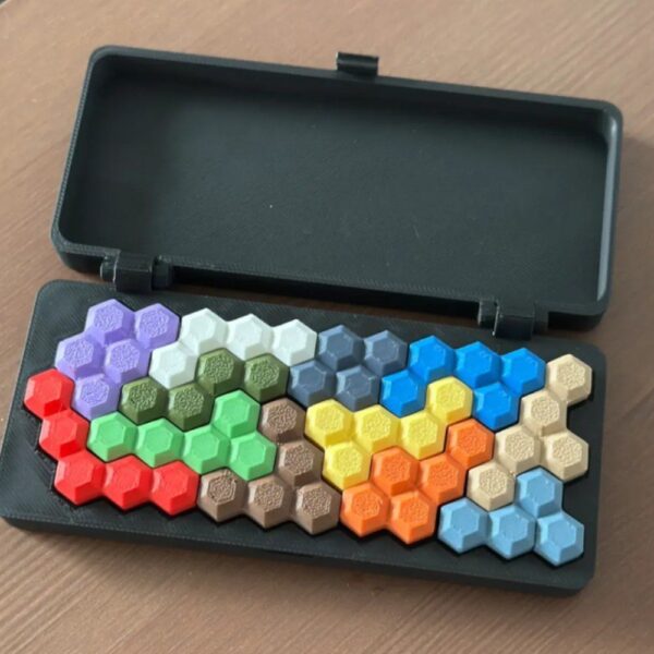 Wooden Hexagon Logic Puzzle – Montessori Tangram Brain‑Teaser for Kids & Adults - Image 2