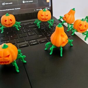 Tiny Crawling Pumpkins – Articulated Halloween Miniatures for 3D Printing
