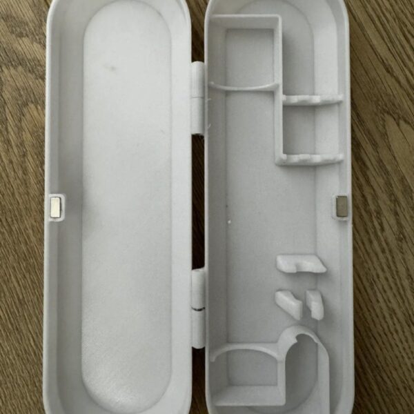 Print-in-Place Travel Case – 3D Printable Storage Solution for On-the-Go Essentials - Image 3