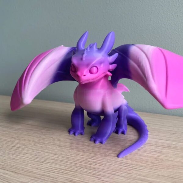 Night Fury-Inspired Dragon Figure – Toothless-Like Collectible Toy & Decor (Resin/PVC) - Image 2