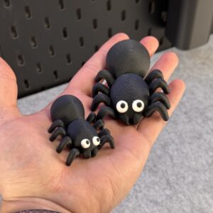 Articulated Cute Spider Toy – Poseable & Movable Fun Collectible for Kids & Adults