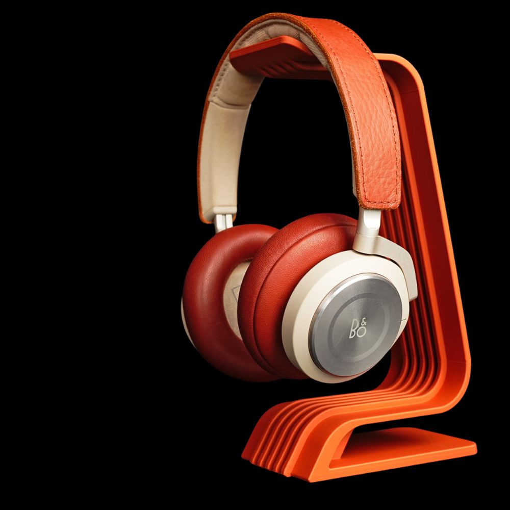 Sleek Desk Headphone Stand – Minimalist Aluminum, Wood & Leather Design