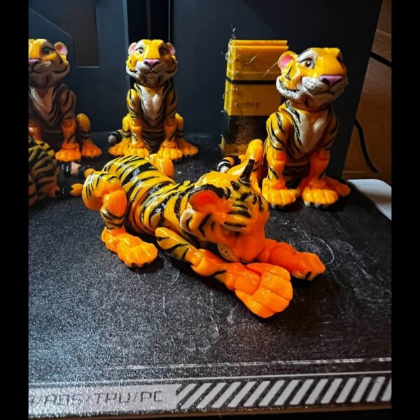 Flexi Articulated Tiger – Poseable Bendable Big Cat Figure with Movable Joints (Realistic Design) - Image 5