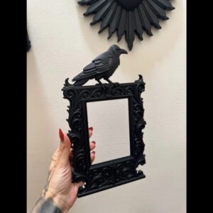Gothic Raven Picture Frame – Elegant Black & Gold Decor with Vintage Crow Design