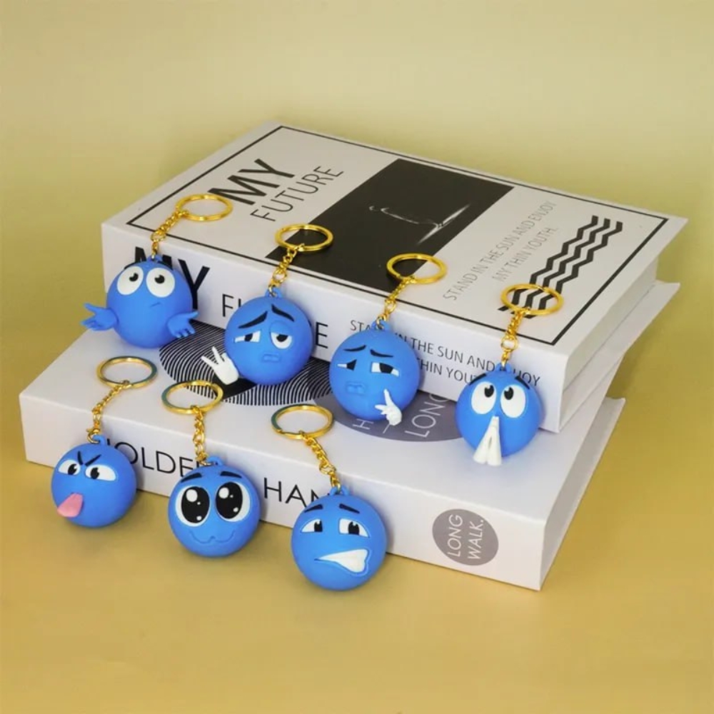 Blue Face Emoji Keychain – Cute 3D-Print Mini Emoji Accessory - Image 2