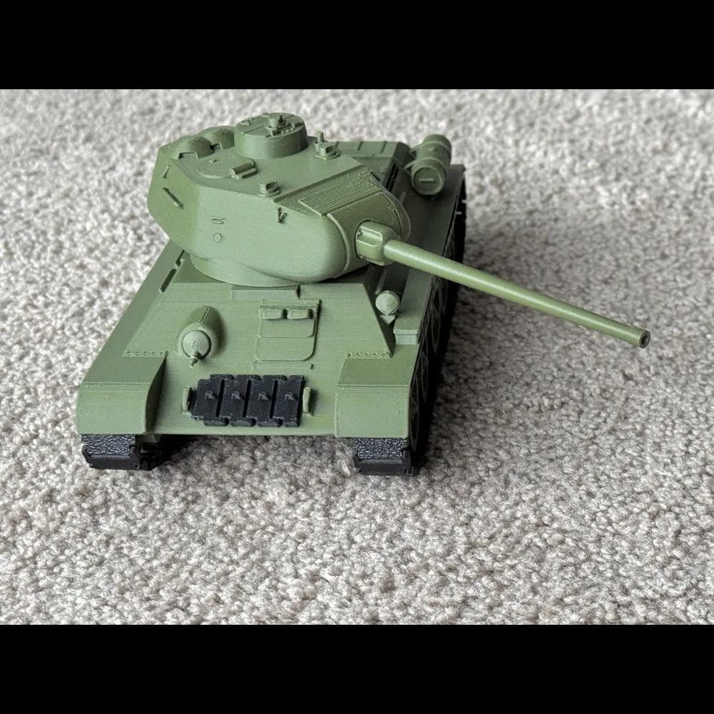 1:35 Scale T-34/85 Soviet Medium Tank – Highly Detailed WWII Model Kit - Image 3
